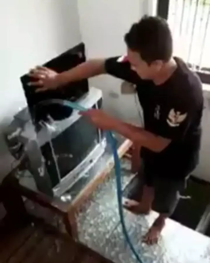 aksi kocak disuruh nyuci Berbagai Sumber