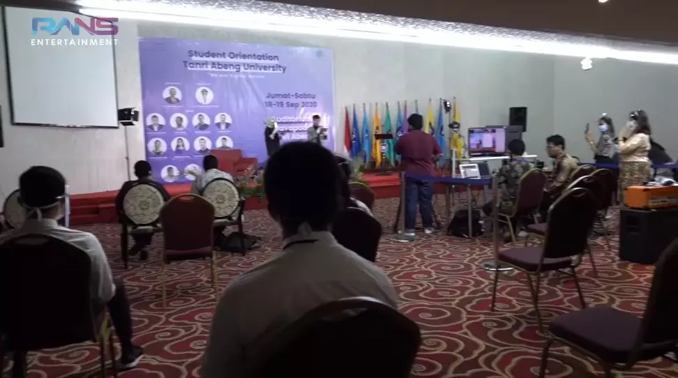 Momen Lala pergi ke kampus  YouTube