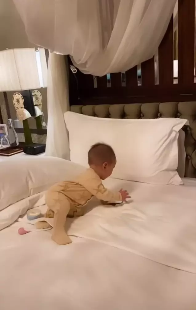 Ulang tahun suami Shandy Aulia  © 2020 brilio.net Ulang tahun suami Shandy Aulia  © 2020 brilio.net