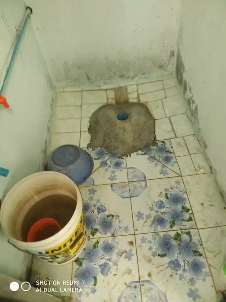 Penampakan toilet absurd Berbagai sumber