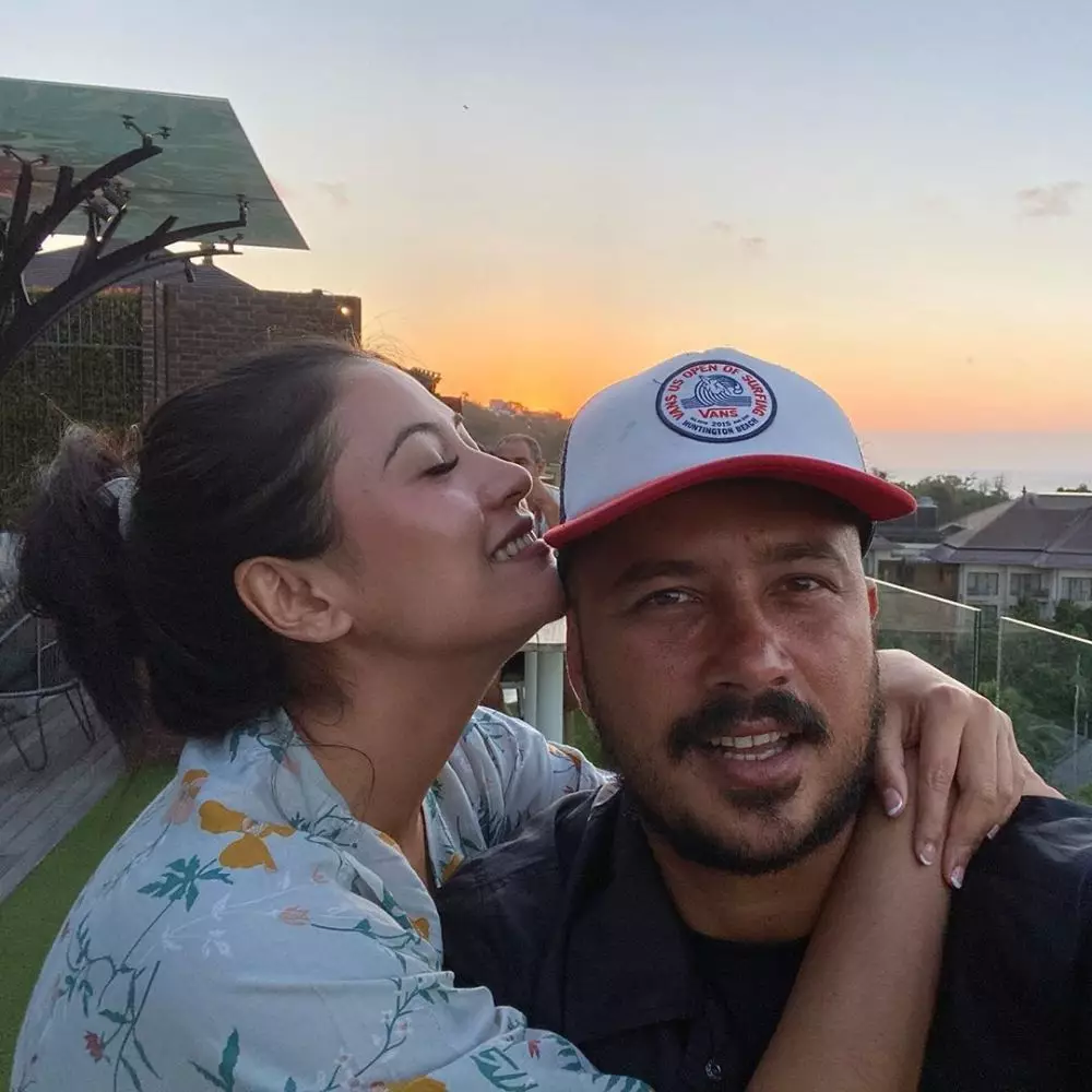 Seleb ini menikah dengan saudara kandung artis © 2020 brilio.net