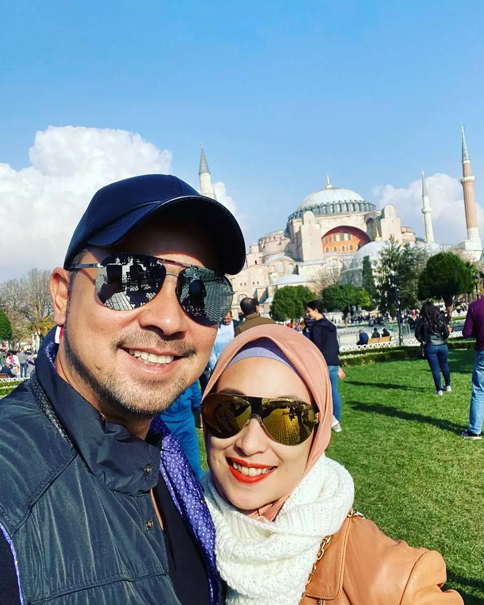 Seleb ini menikah dengan saudara kandung artis © 2020 brilio.net