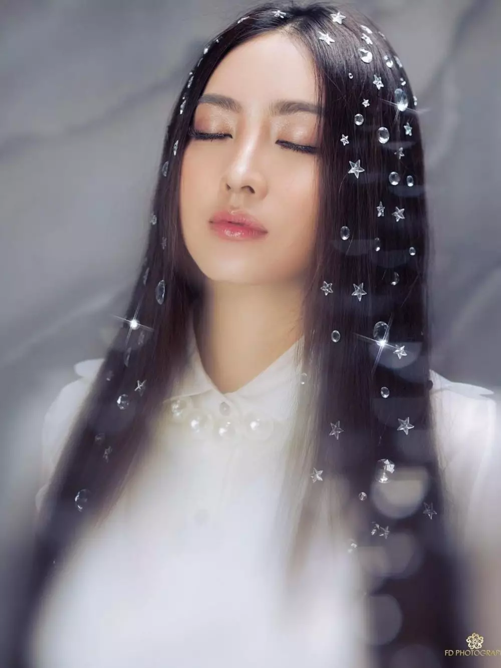 Natasha Wilona bak ibu peri Berbagai sumber