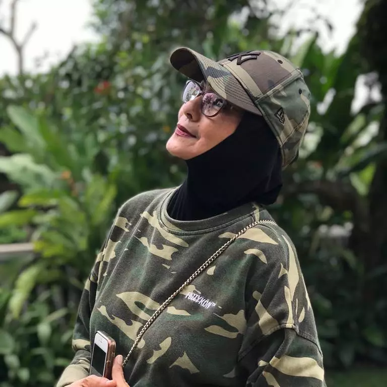 Potret terbaru Ida Royani Instagram Potret terbaru Ida Royani Instagram