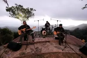 Endank Soekamti bakal tampil akustikan di konser ini, nih 7 faktanya