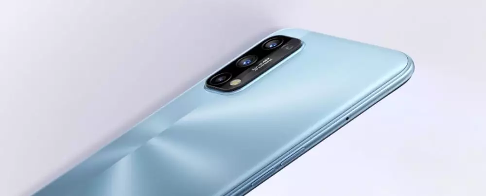 HP dengan fitur fast charging © 2020 brilio.net HP dengan fitur fast charging © 2020 brilio.net