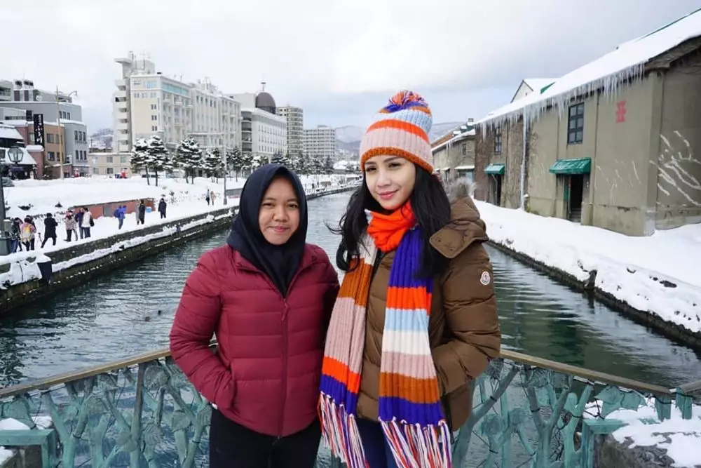 Kedekatan Nagita Slavina dan Lala © 2020 brilio.net Kedekatan Nagita Slavina dan Lala © 2020 brilio.net