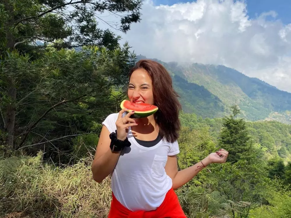 potret terbaru naomi zaskia sule Berbagai sumber potret terbaru naomi zaskia sule Berbagai sumber