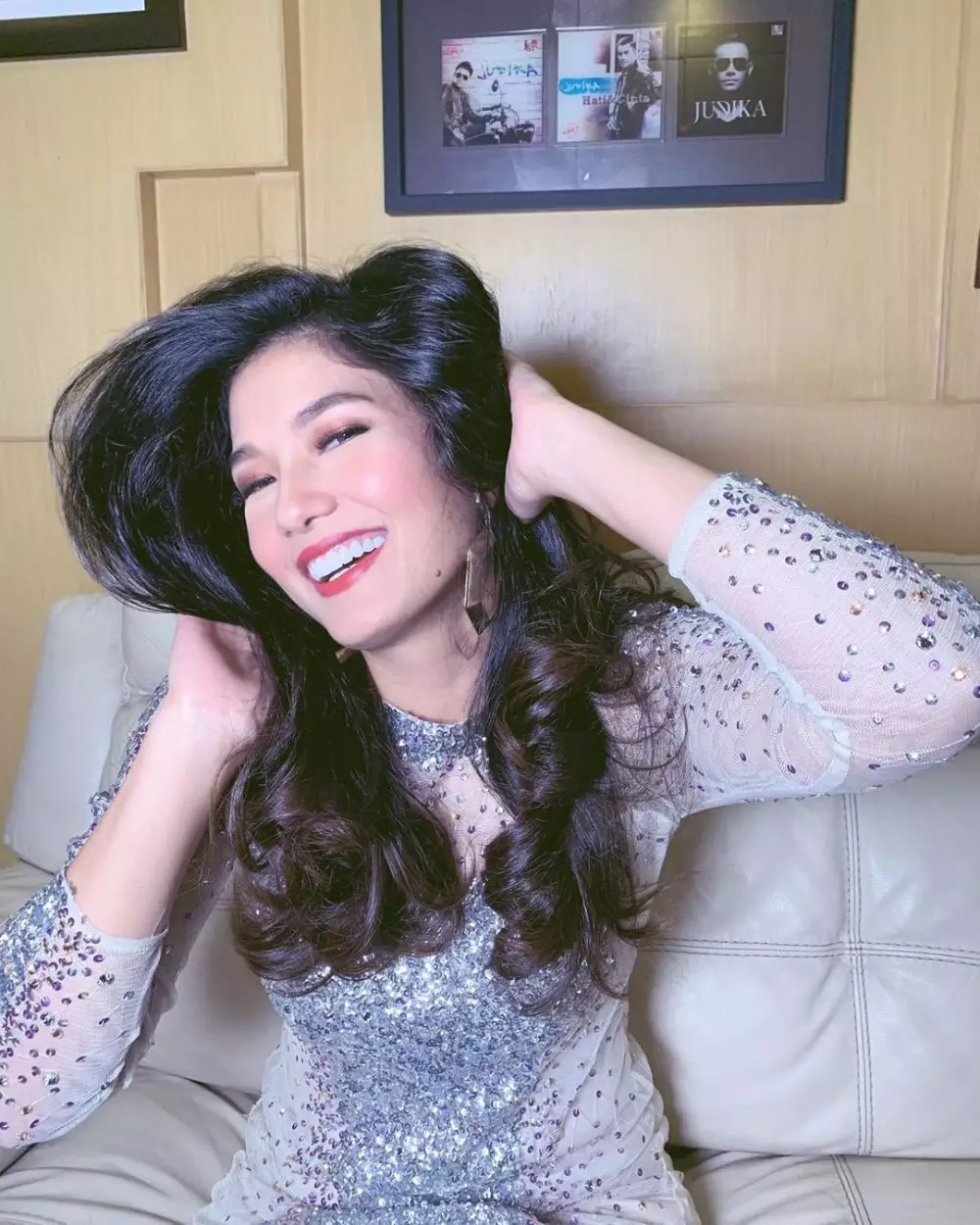 Potret cantik Duma Riris di usia 36 tahun © 2020 brilio.net Potret cantik Duma Riris di usia 36 tahun © 2020 brilio.net