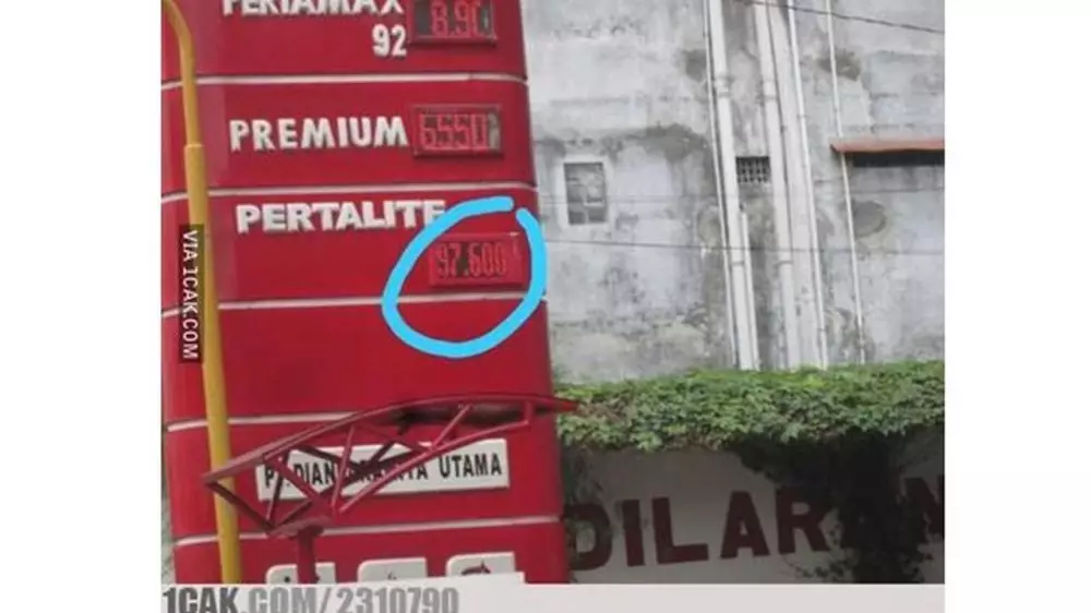 Tulisan kocak di pom bensin Berbagai sumber