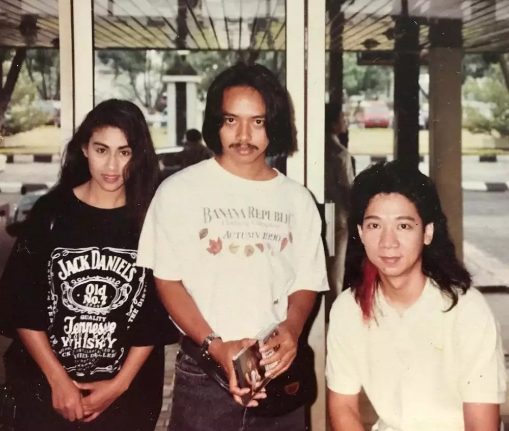 Potret lawas Dewa Budjana Instagram