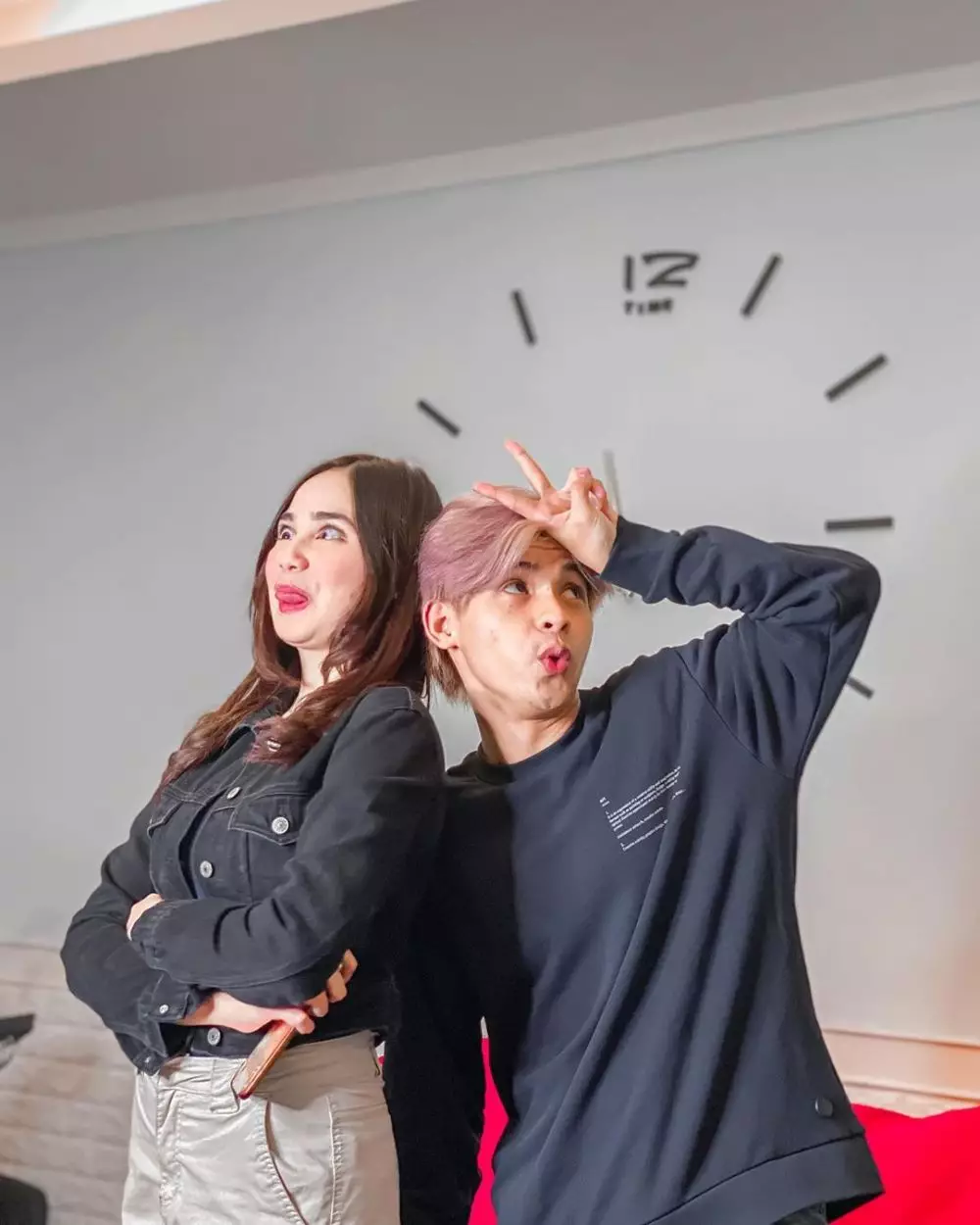 arnold anott manglingi Berbagai sumber arnold anott manglingi Berbagai sumber