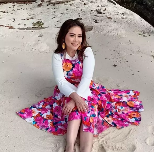 pedangdut jadi istri pejabat berbagai sumber pedangdut jadi istri pejabat berbagai sumber