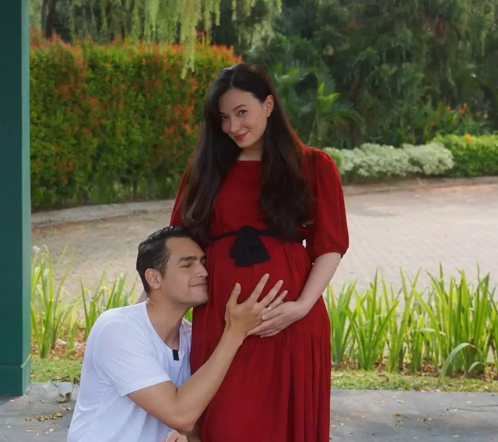 Asmirandah OOTD simpel Instagram Asmirandah OOTD simpel Instagram