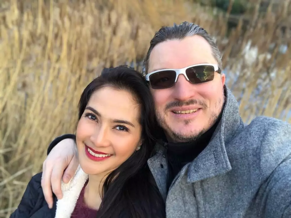 potret harmonis maudy dan suami © 2020 Instagram