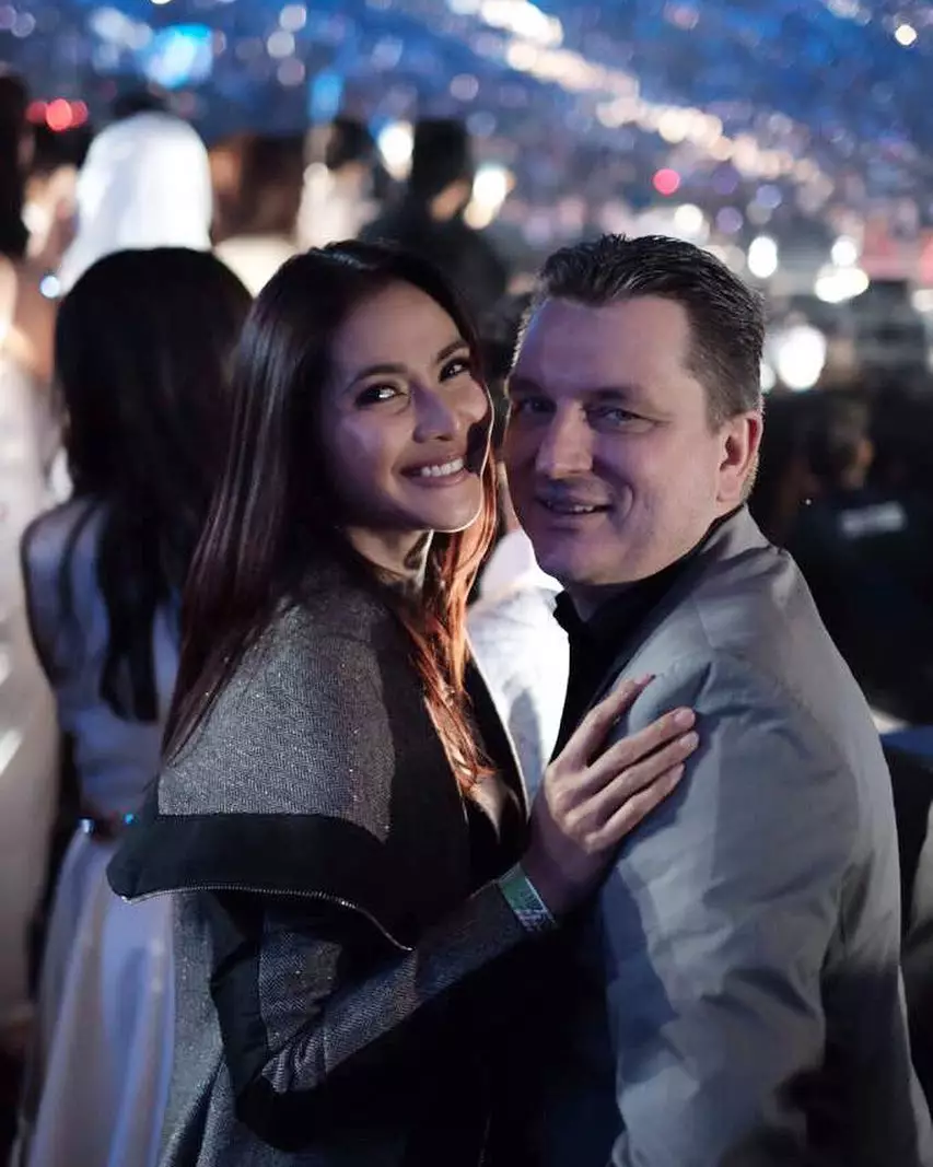 potret harmonis maudy dan suami © 2020 Instagram