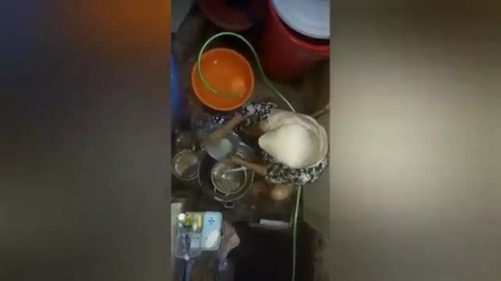 rumah ade londok nyaman Berbagai sumber