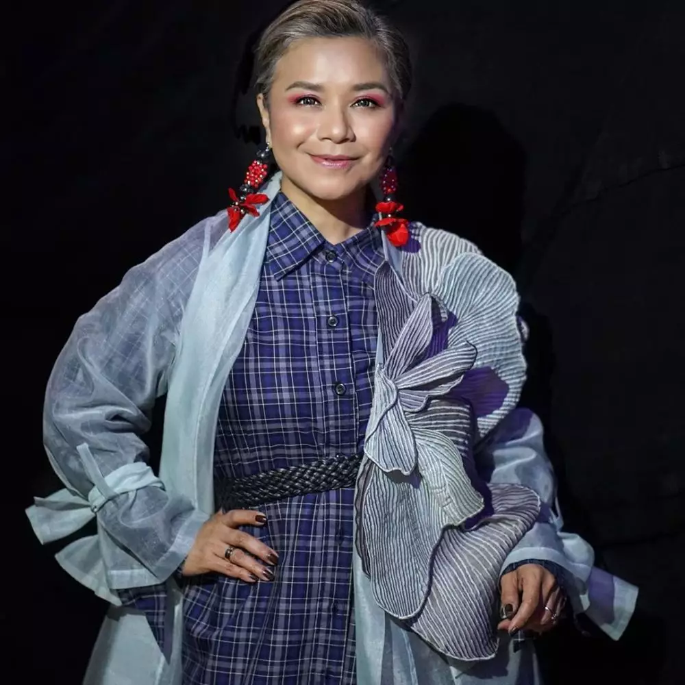 penyanyi 50 tahun Instagram