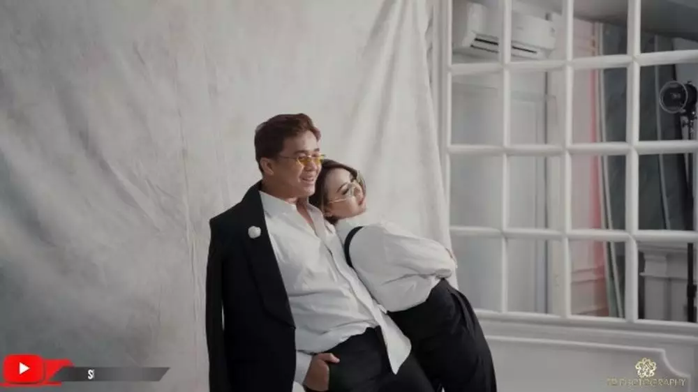 gaya pemotretan amanda manopo dan billy syahputra © 2020 berbagai sumber gaya pemotretan amanda manopo dan billy syahputra © 2020 berbagai sumber