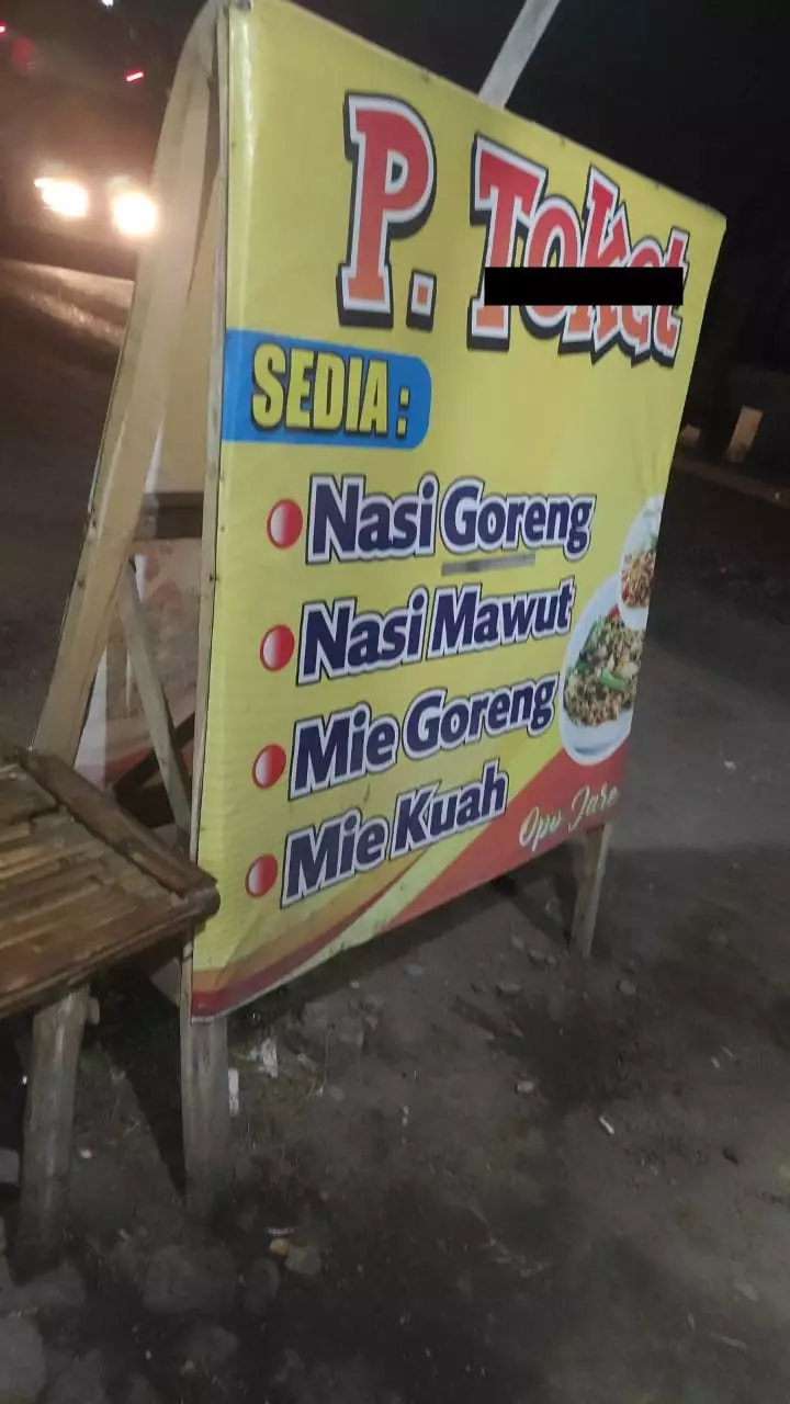 spanduk jualan nasi goreng  Berbagai Sumber