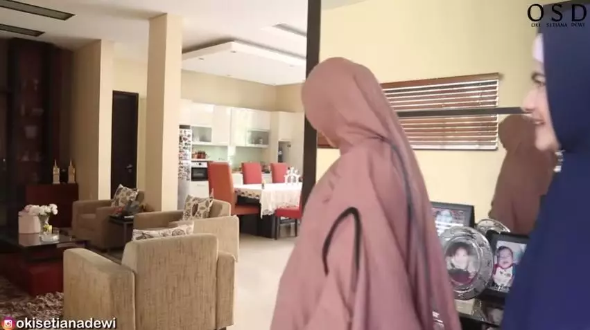 rumah bunda aci Berbagai sumber