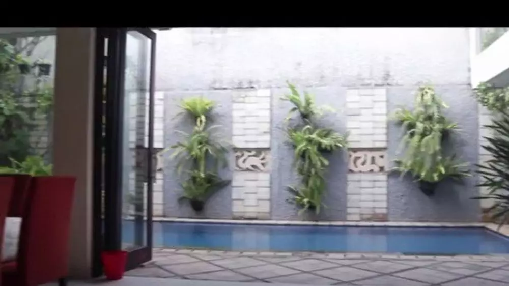 rumah bunda aci Berbagai sumber