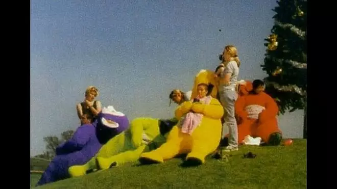 teletubbies behind Berbagai sumber