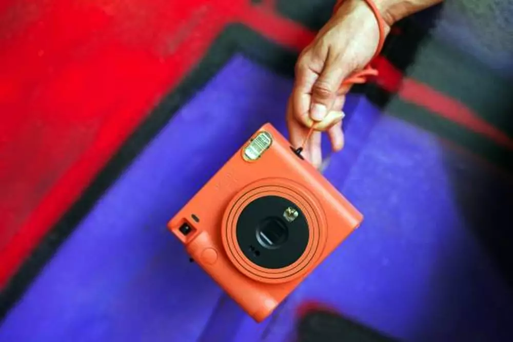 Tips memilih kamera instan © 2020 brilio.net