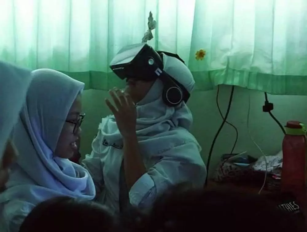 VR Pendidikan © 2020 brilio.net