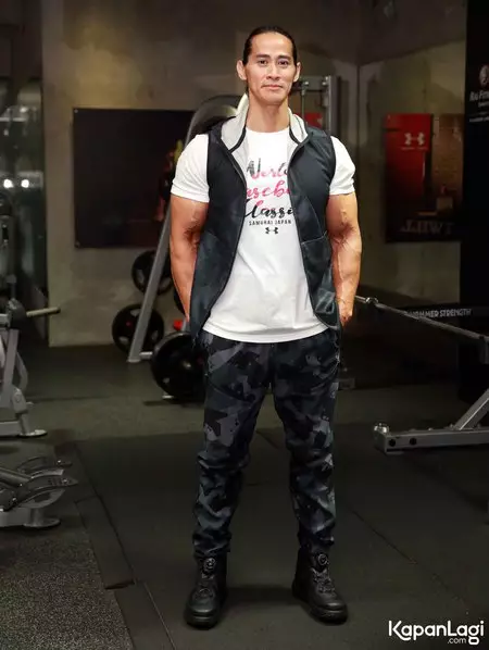 kesibukan dan bisnis ade rai kapanlagi.com kesibukan dan bisnis ade rai kapanlagi.com