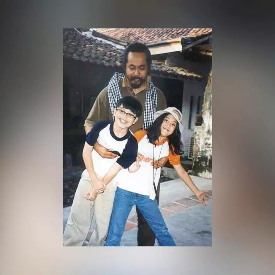 transformasi Sherina Derby Romero berbagai sumber