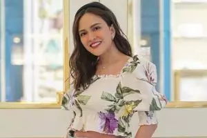 12 Potret transformasi Shandy Aulia dari kecil, pesonanya tak memudar