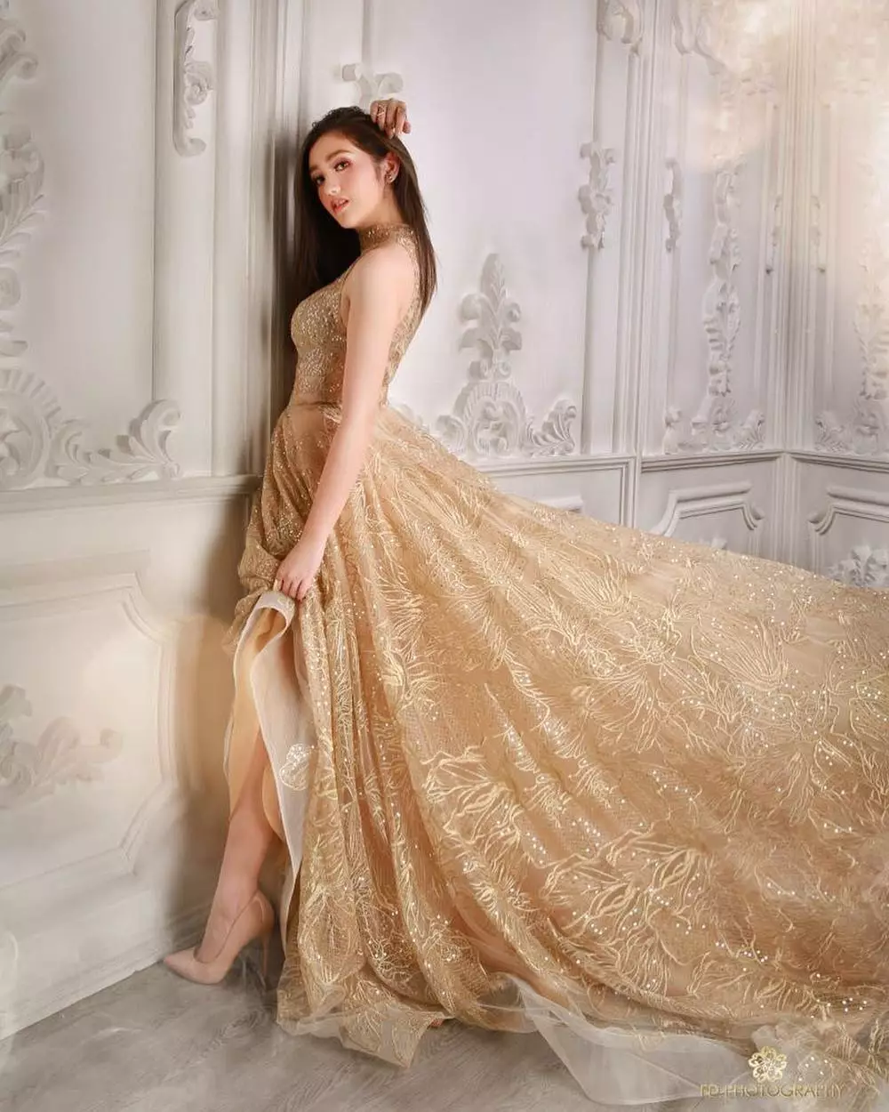 Pemotretan Ranty Mari dalam beragam tema © 2020 brilio.net Pemotretan Ranty Mari dalam beragam tema © 2020 brilio.net