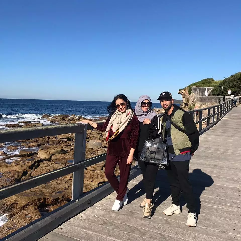 Kedekatan seleb wanita dengan ibu mertua © 2020 brilio.net