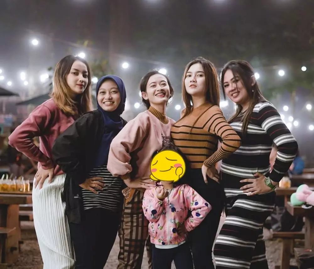 liburan Dory dan Nella instagram liburan Dory dan Nella instagram