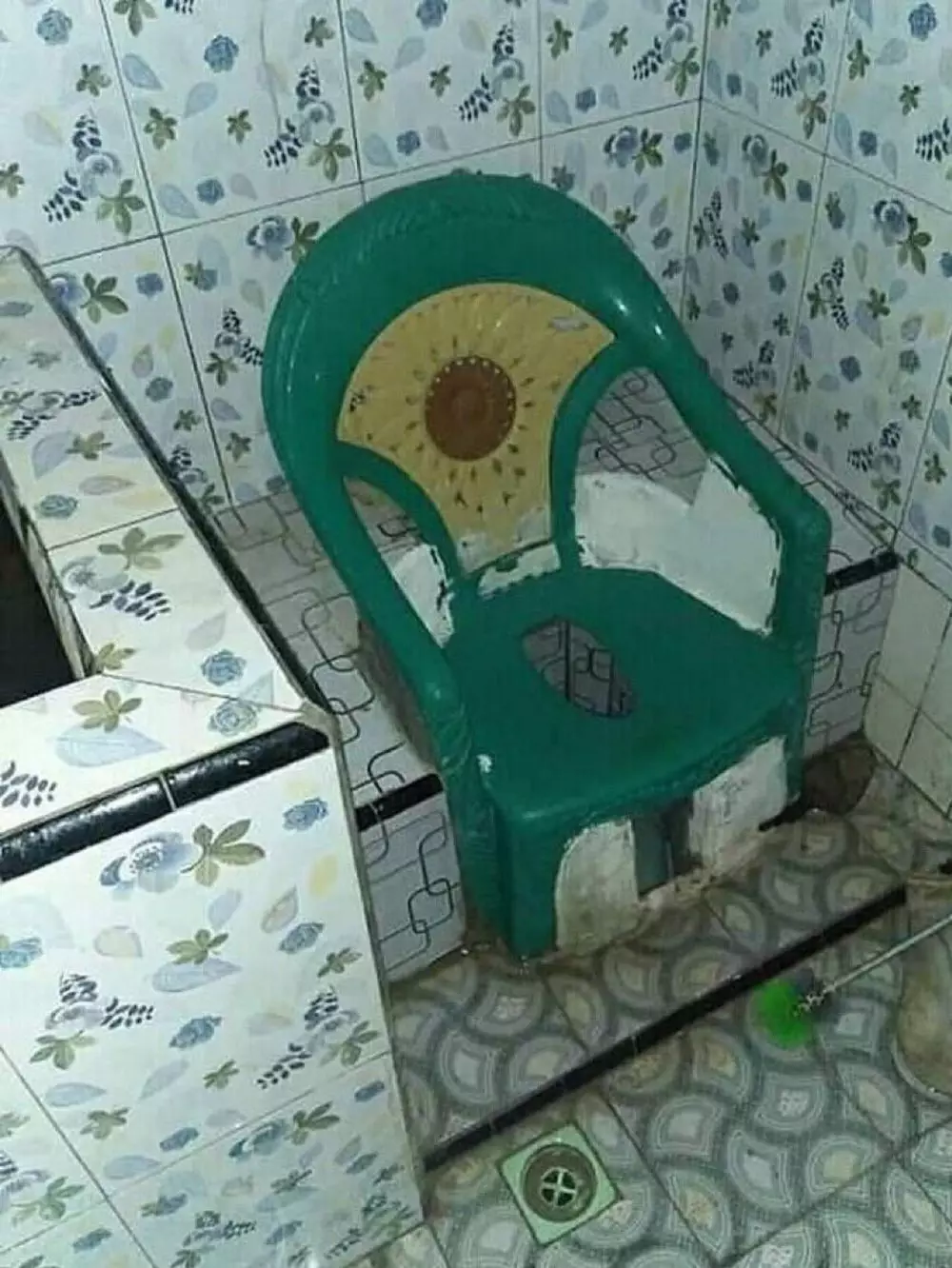 Barang rusak beralih fungsi Berbagai sumber