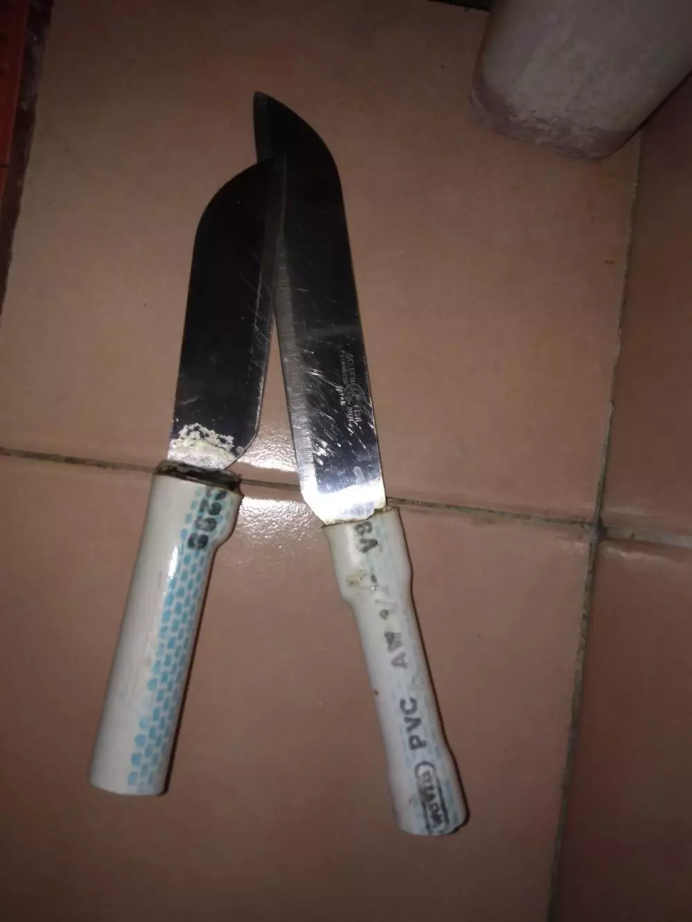 Barang rusak beralih fungsi Berbagai sumber