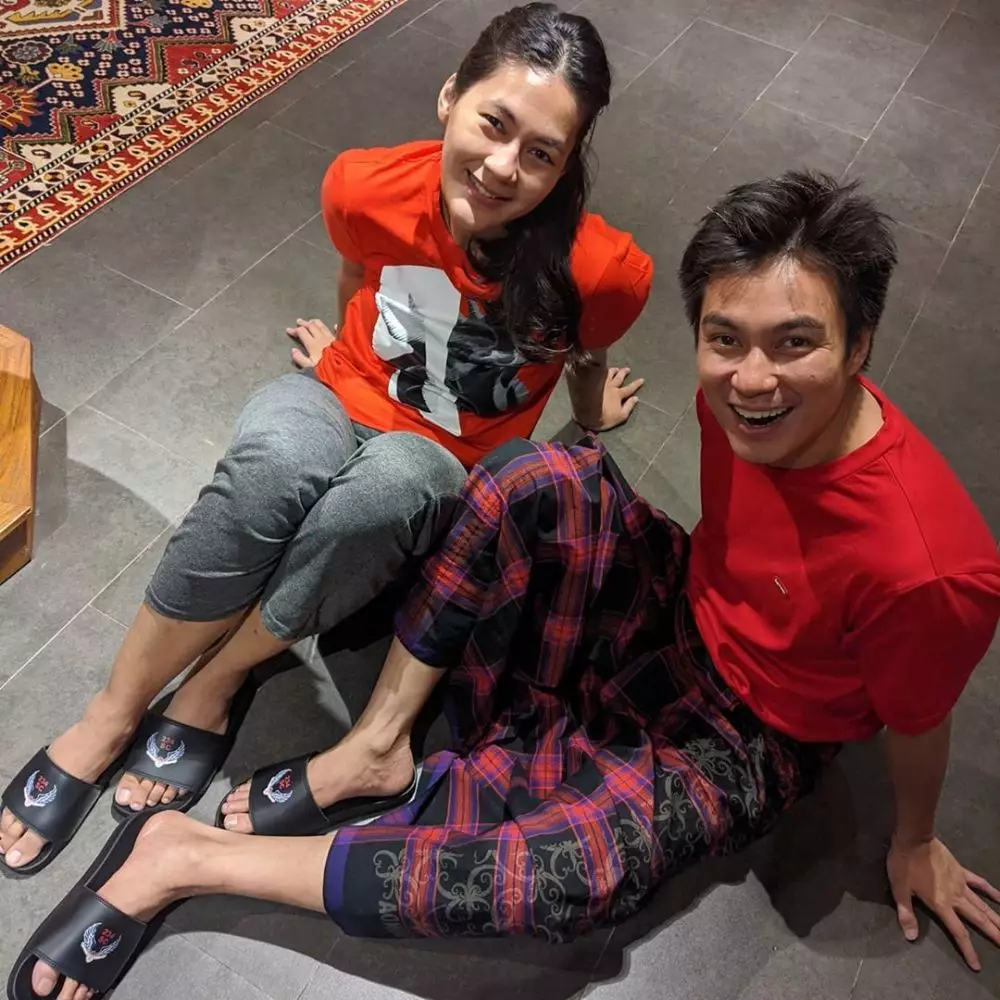 seleb dapat hadiah mewah dari kekasih apartemen berbagai sumber