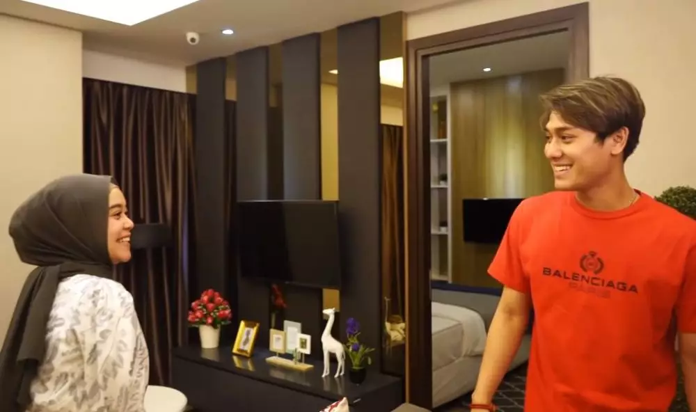 apartemen pemberian Rizky Billar YouTube apartemen pemberian Rizky Billar YouTube