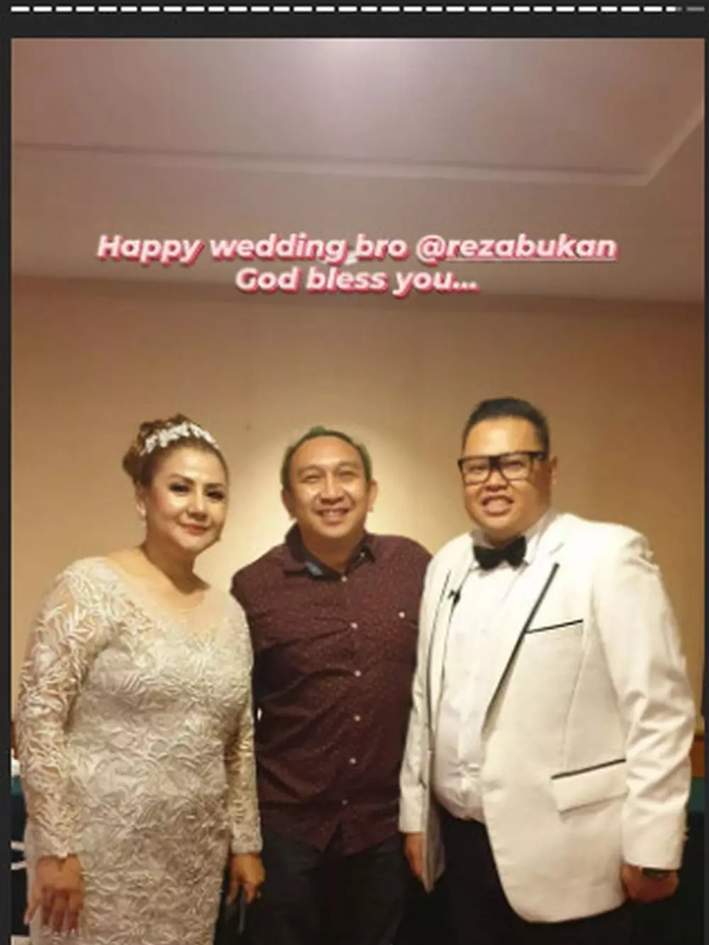 fakta nikah reza bukan Berbagai sumber