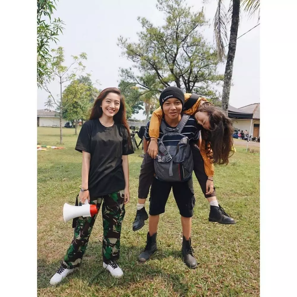 natalie scen LDK Berbagai sumber natalie scen LDK Berbagai sumber