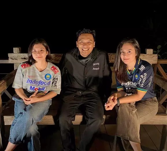 Wulan Guritno bertemu pemain Persib © 2020 brilio.net Wulan Guritno bertemu pemain Persib © 2020 brilio.net