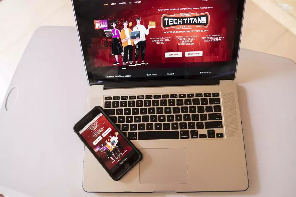 Tech Titans League © 2020 brilio.net