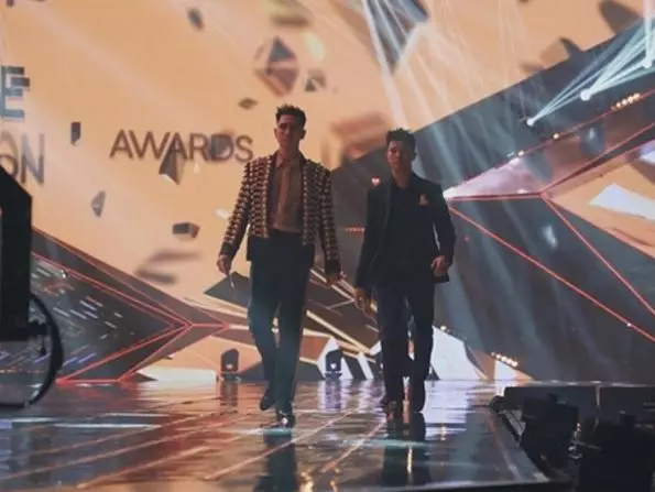 fero dan verrell sahabatan Berbagai sumber