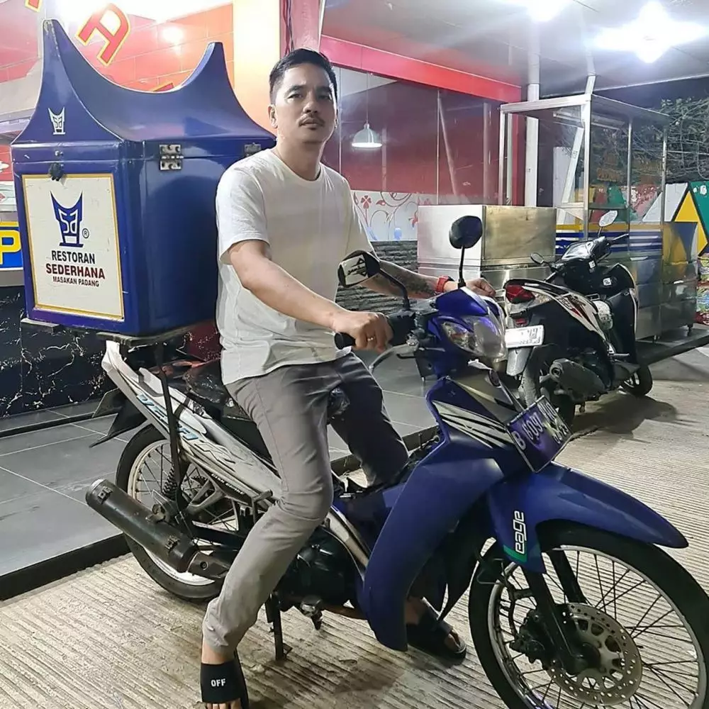 enda ungu jualan keliling Berbagai sumber enda ungu jualan keliling Berbagai sumber