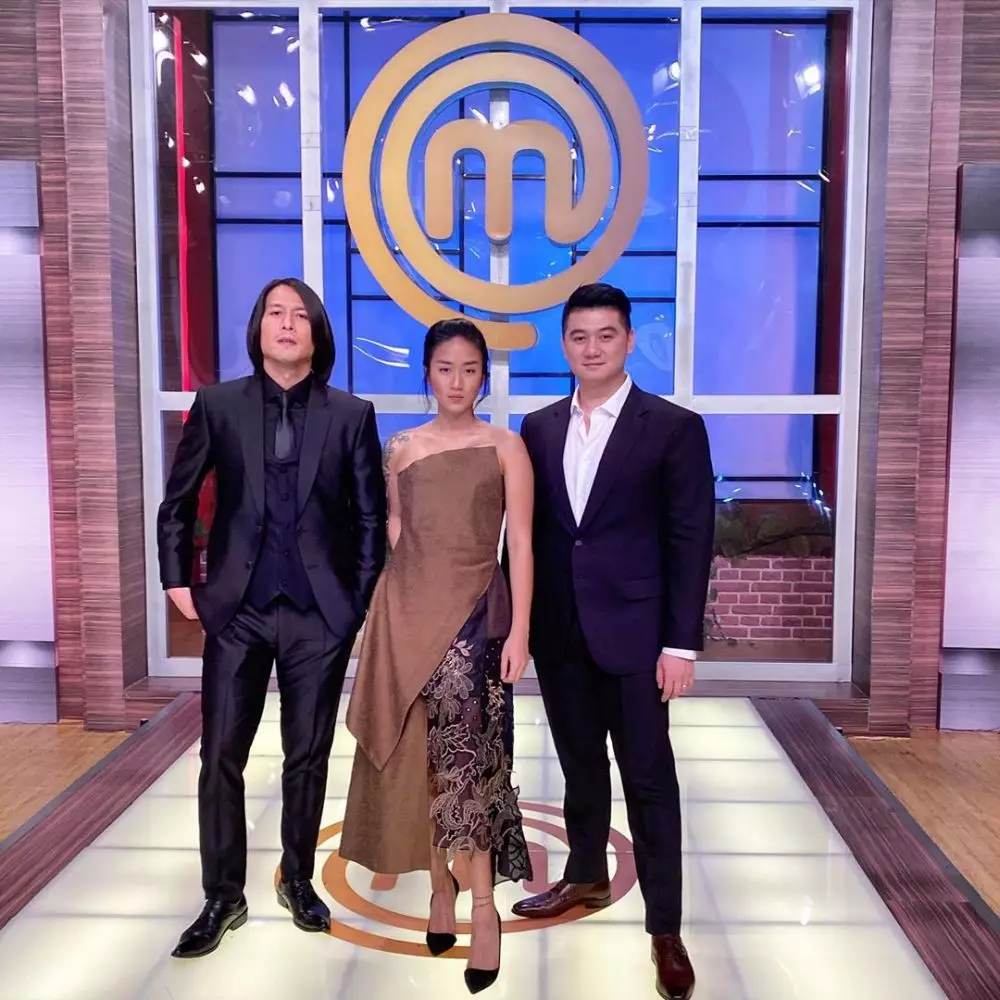 penampilan chef juna © 2020 brilio.net penampilan chef juna © 2020 brilio.net