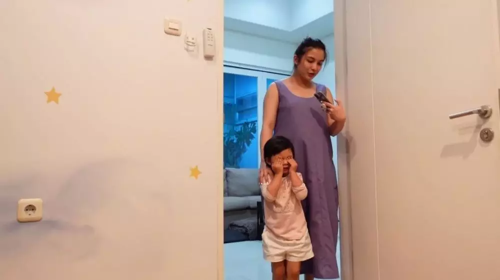 potret kamar Nastusha YouTube