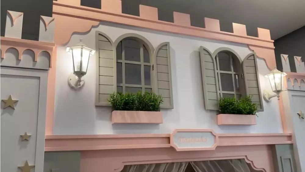 potret kamar Nastusha YouTube