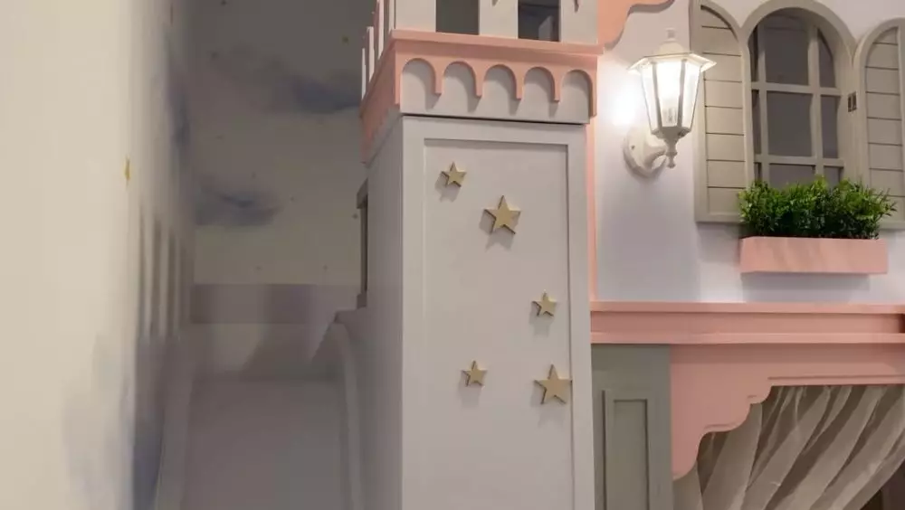 potret kamar Nastusha YouTube