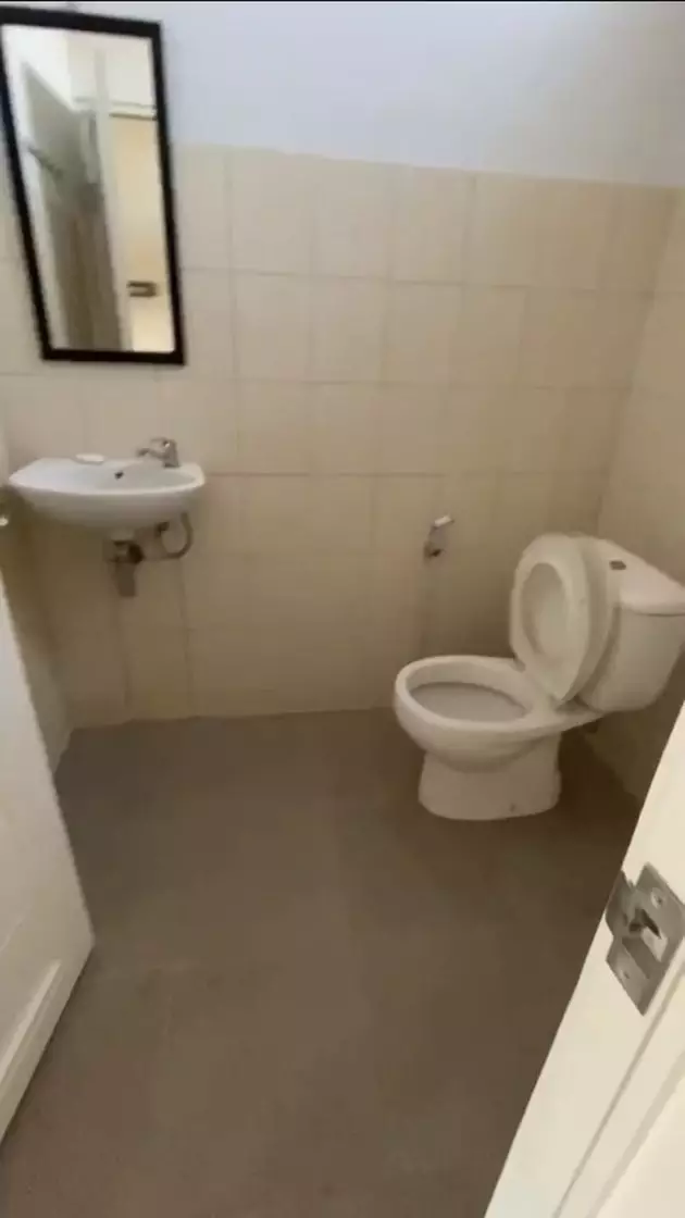 tantri kost Berbagai sumber